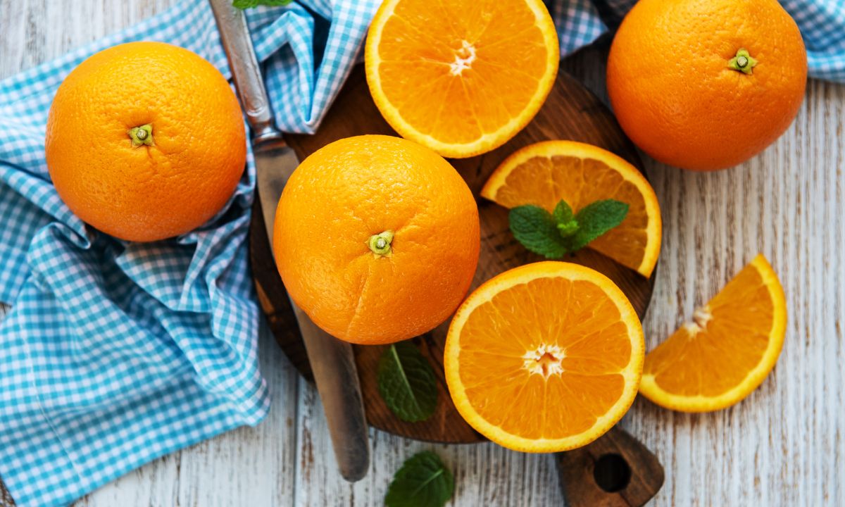 Tudo sobre a Laranja: como comprar, armazenar, limpar e preparar para o consumo 1 Tudo sobre a laranja.