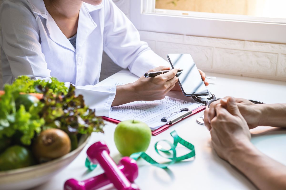 Quando o corpo pede ajuda: 5 sinais de que é hora de consultar um nutricionista 1 Quando procurar um nutricionista.